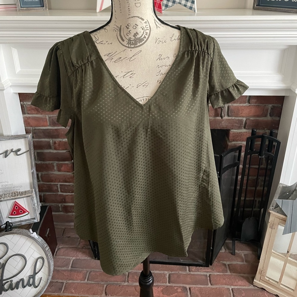 CeCe  - XL - olive ruffle blouse